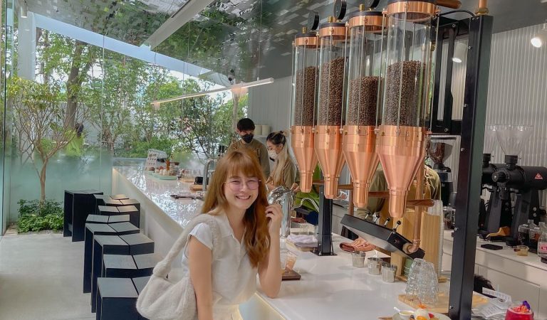 Top Oat Milk Latte KL