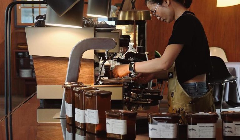 Brewing Perfection: Crafting Moments at Craftsman Roastery and Brew Bar