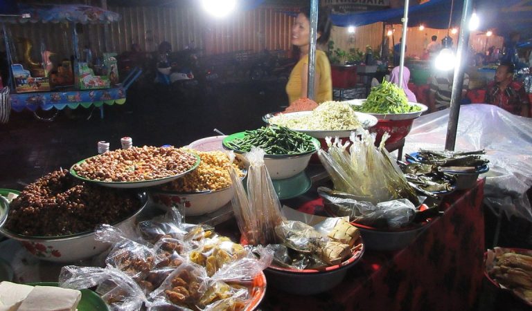Gianyar Night Market: A Culinary and Cultural Feast in Bali